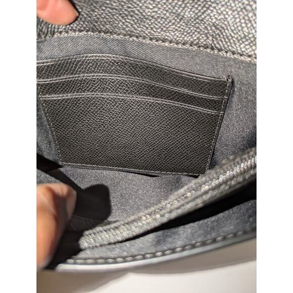 Coach New York ~ 2016 ~ 75th Anniversary Elegantly Smooth Black Leather Wristlet - Picture 6 of 16